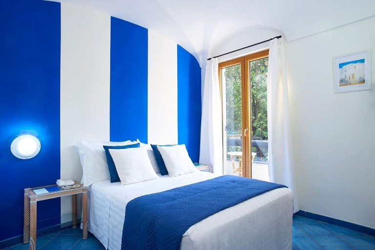 Bedroom 5, Central Park Terme, Napoli