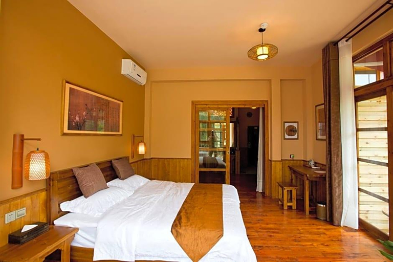 Bedroom 3, Yangshuo Moondance Hotel, Guilin
