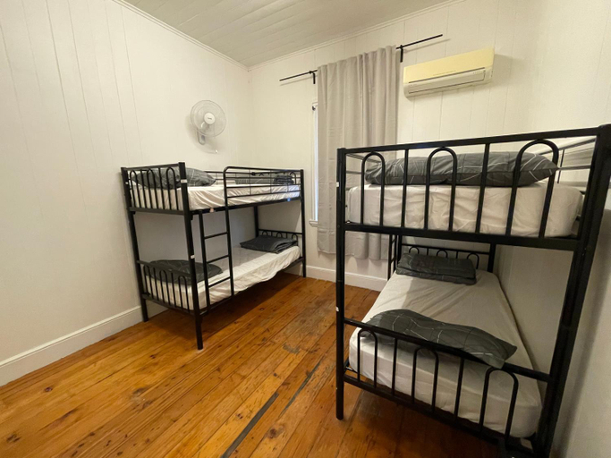Bedroom, Gonow Family Backpackers Hostel, Brisbane