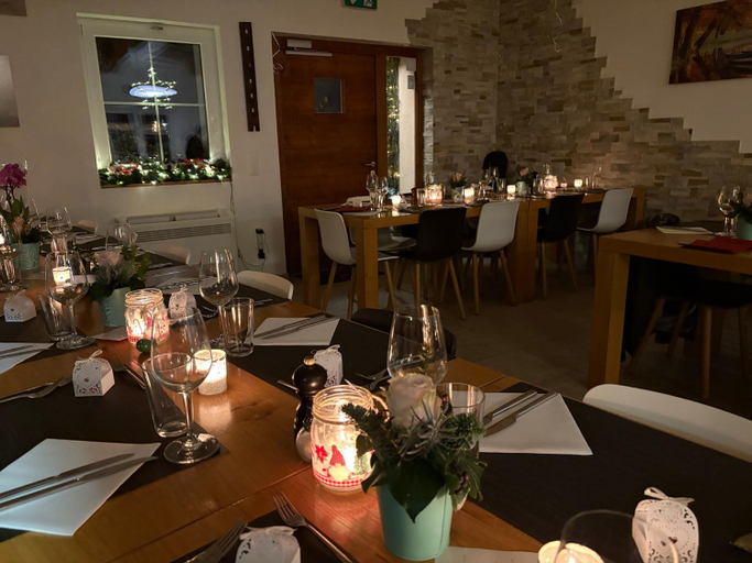 Others 3, Agriturismo Regusci, Bellinzona