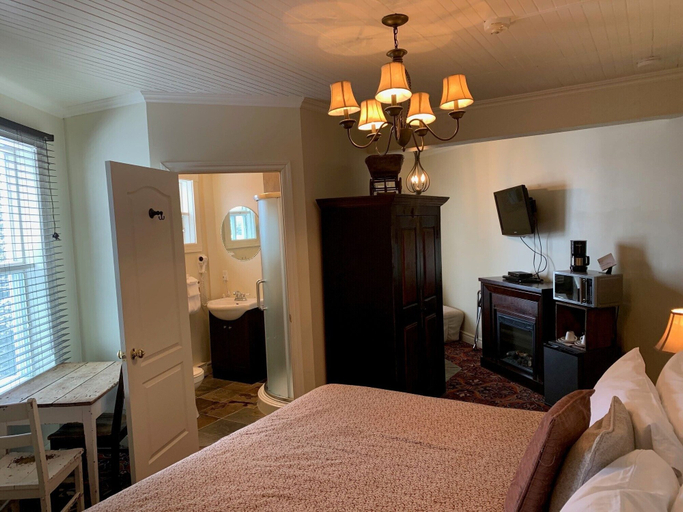 Bedroom 2, Auberge de La Tour du Lac, Les Laurentides