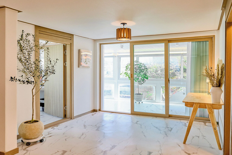 Living area 5, SA Tailored Serviced Home near Metro, Seongbuk