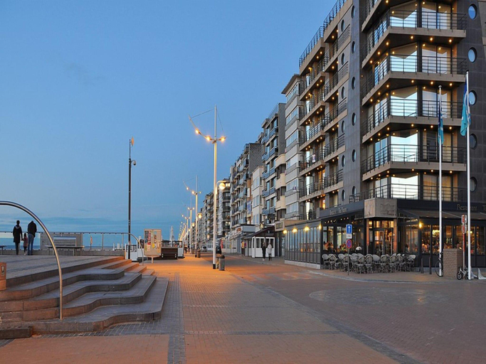 Others 4, Apartment in Koksijde near the Beach, West-Vlaanderen