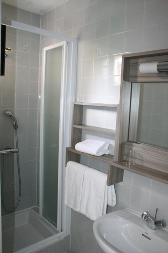 Bathroom 2, Le Relais Hotel Dax, Landes