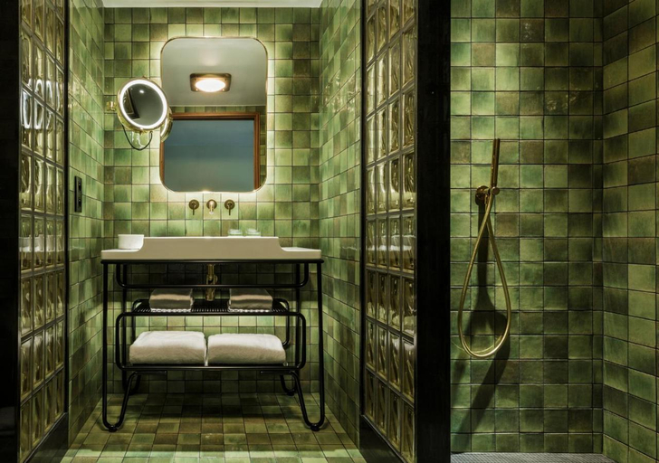 Bathroom 4, La Fondation, Paris