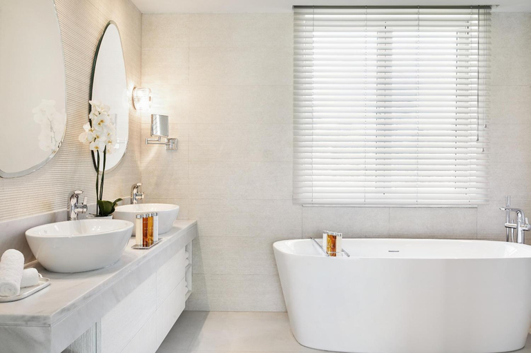 Bathroom 5, Ikos Aria - All Inclusive, South Aegean