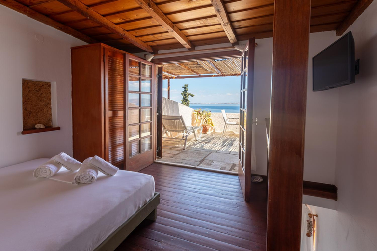 Bedroom 4, Alkyoni Forest Rooms, Attica