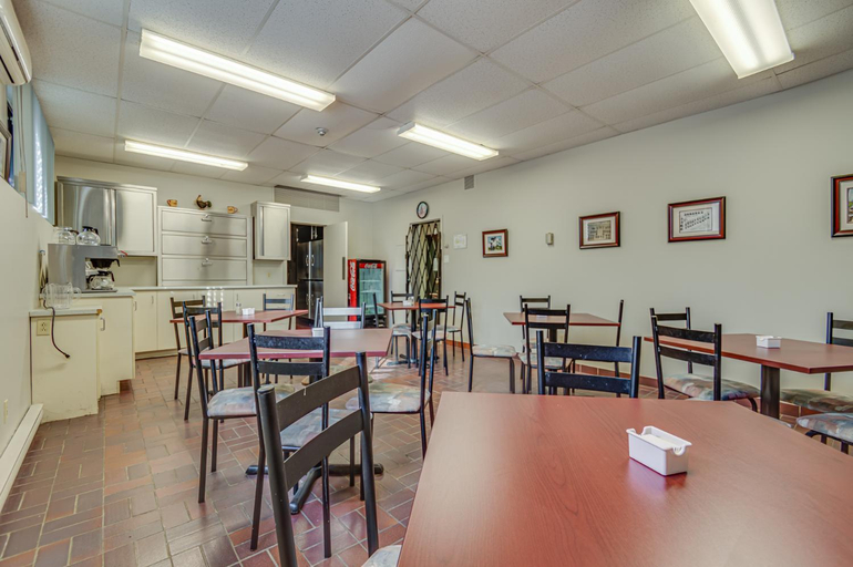 Food & Drinks, AUBERGE DU MONT RIGAUD, Vaudreuil-Soulanges