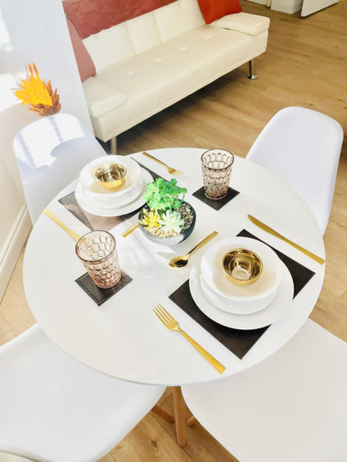 Food & Drinks 5, 1 Bedroom Apartment close to beach, Portsmouth
