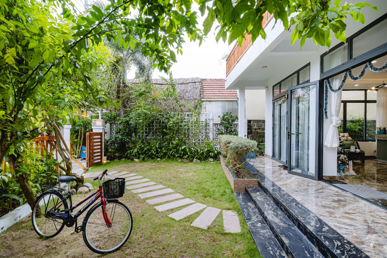 2, Palm Riverside Boutique, Da Nang