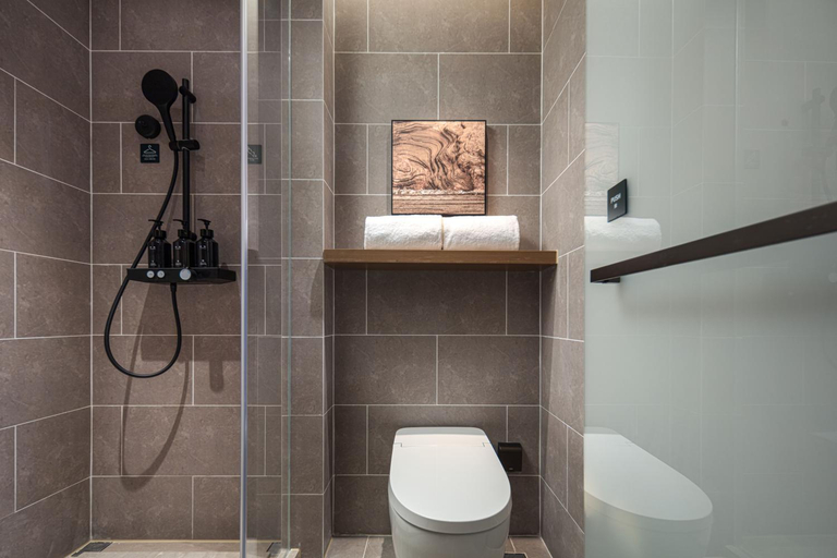 Bathroom 4, Atour Hotel Shanghai South Station Shilong Road, Shanghai