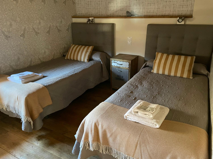 Bedroom 2, Los Chozos de la Brana, Palencia