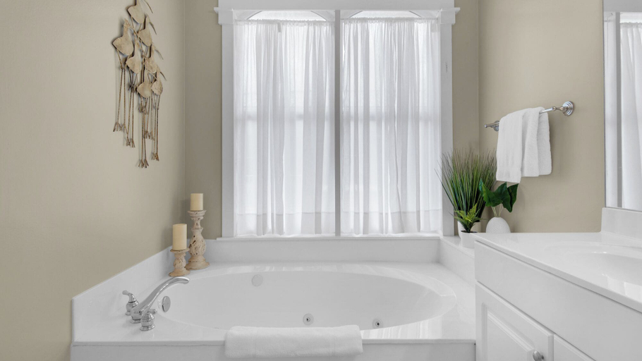 Bathroom 2, Monterey Condos, Walton