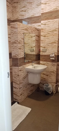 Bathroom, Hotel Eight Fifty, Jagna