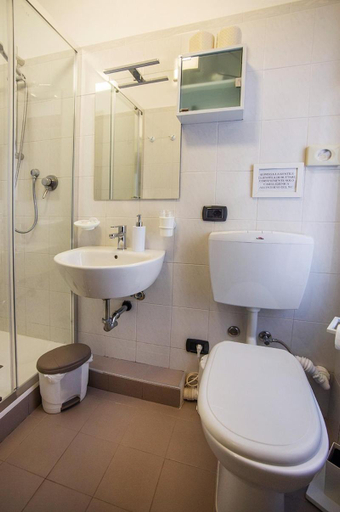 Bathroom 2, L'Antico Borgo Elena Noli, Savona
