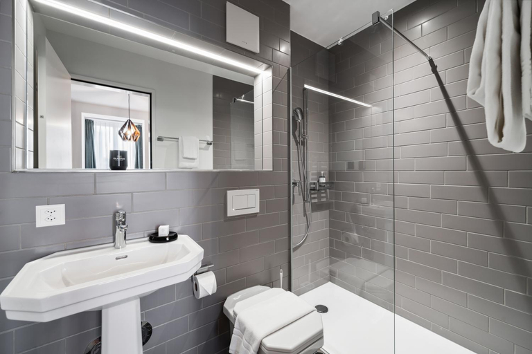 Bathroom 4, GLANDON Rooms Haldenhof - Self-Check-In, Luzern