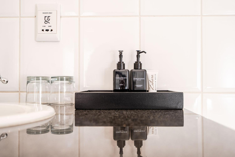 Bathroom 4, Budmarsh Country Lodge, West Rand