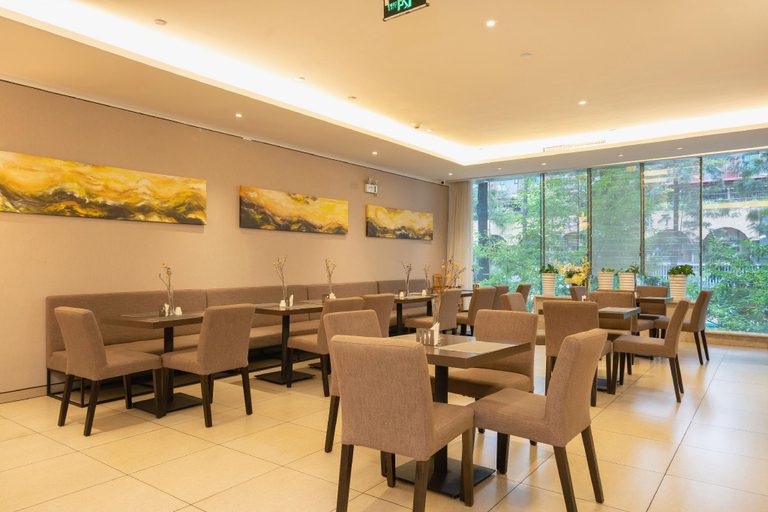 Food & Drinks 4, Home Inn Plus (Kunming Nanping Pedestrian Street Golden Eagle Plaza), Kunming