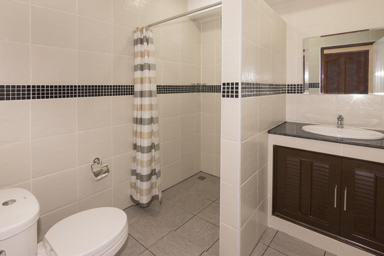 Bathroom 4, Villa Bos FREE ELECTRIC  5min. from Jomtien Beach, Pattaya