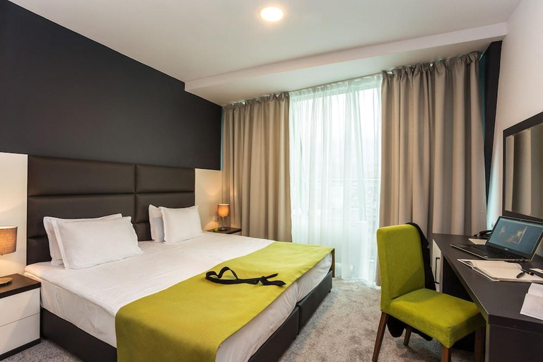 Bedroom 3, Earth & People Hotel & SPA, Stolichna