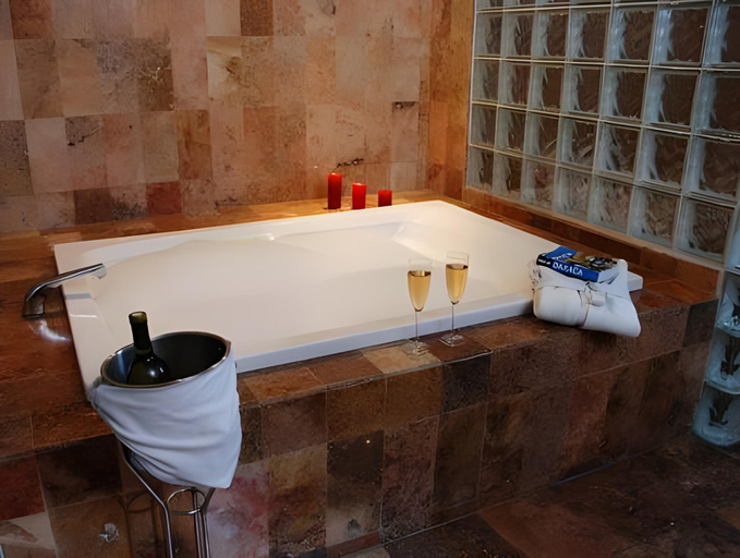 Bathroom 4, Hotel Casa Antigua, Del Centro