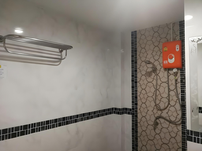 Bathroom, SJ Residence, Hat Yai