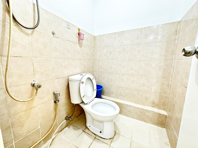 Bathroom 5, Luxury Lofts 2BR with SeaView @GreenBay Pluit Apt, Jakarta Utara