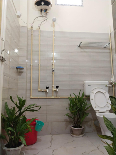 Bathroom 3, Balurghat Hotel KOKORO Farmhouse, Dakshin Dinajpur