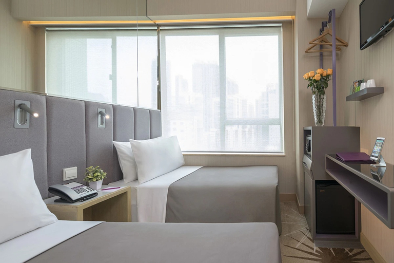 Bedroom 3, Silka Far East Hotel, New Territories