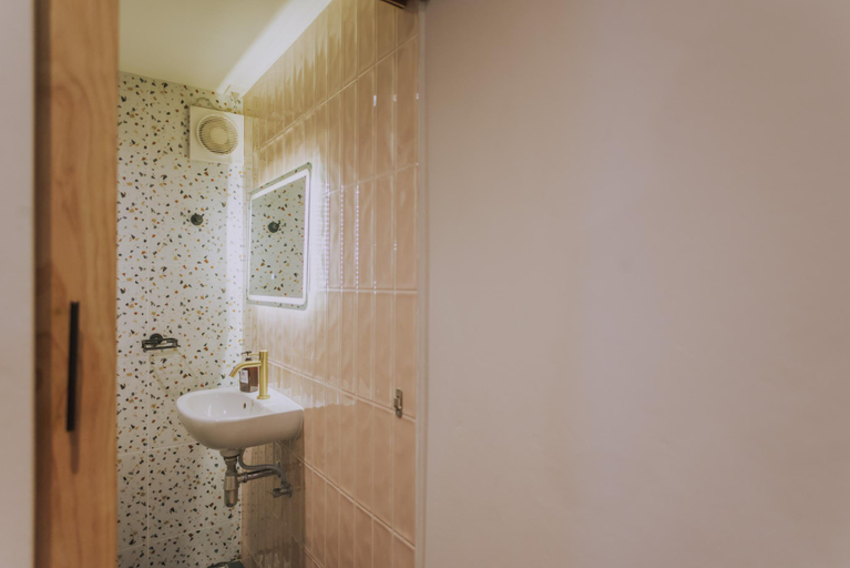Bathroom 4, Ma Muan Budget & Boutique Chiang Mai, Muang Chiang Mai