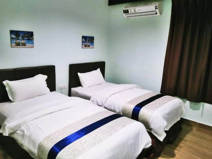Summer Hotel Room Type - Deluxe Twin Room