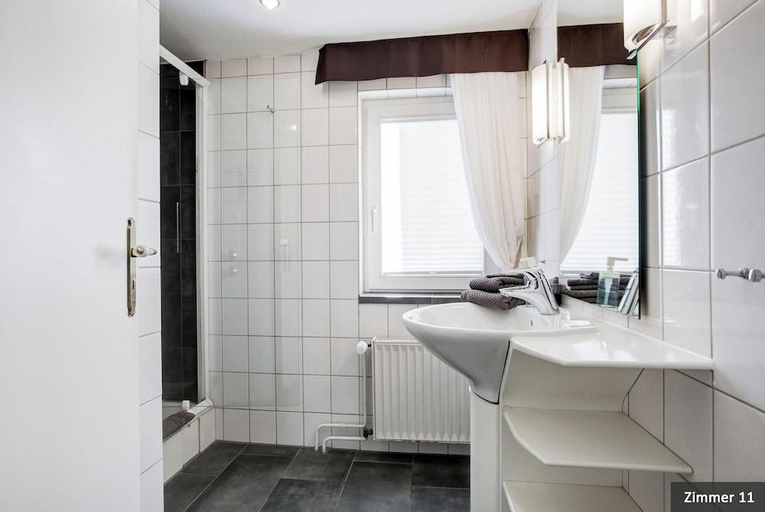 Bathroom 3, Hotel See-Villa, Ostholstein