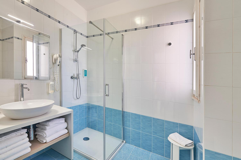 Bathroom 5, Costa del Salento - CDSHotels, Lecce