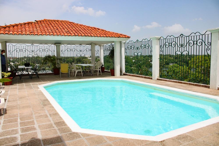 Sport & Beauty 5, Hotel Suites Real Del Lago, Centro