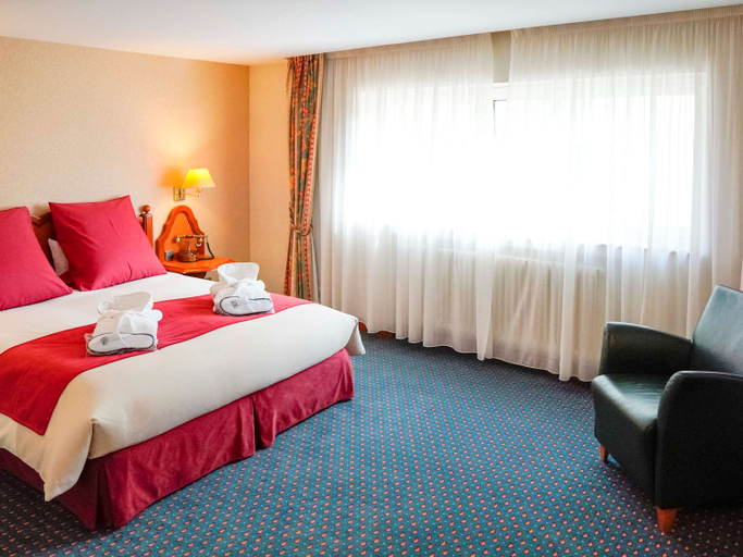 Bedroom 4, Mercure Andorra Hotel