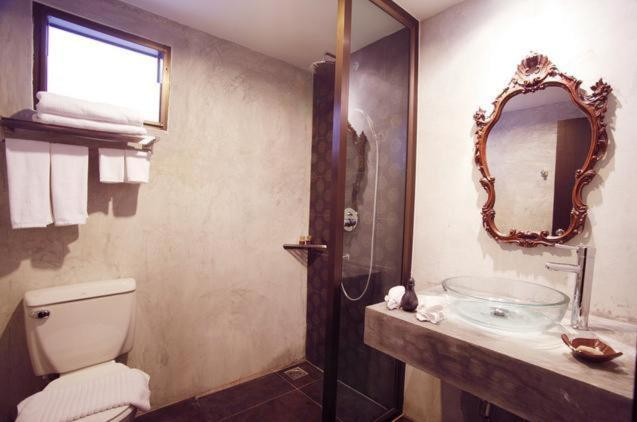 Bathroom 3, Lilu Chiangmai Hotel, Muang Chiang Mai