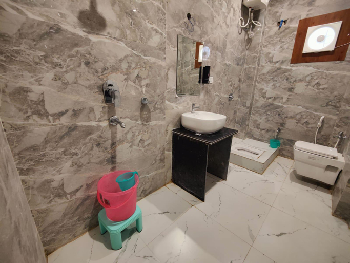 Bathroom 3, HOTEL KUSUM PALACE, Gaya