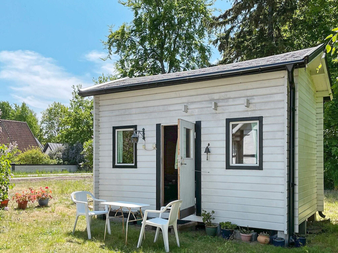 Exterior 4, Peaceful Beachside Cottage in Skane, Trelleborg