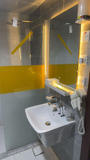 Bathroom 5, فندق صفا طيبة Safa Taiba Hotel, Al Madinah Al Munawwarah
