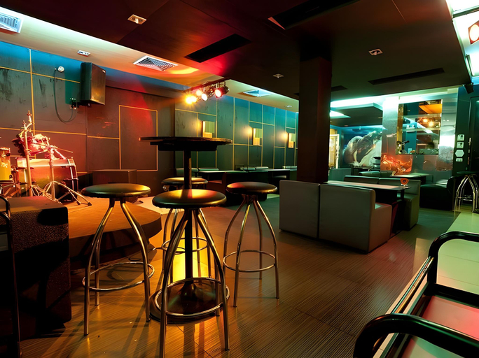 Food & Drinks 5, The Residence Airport & Spa, Prawet