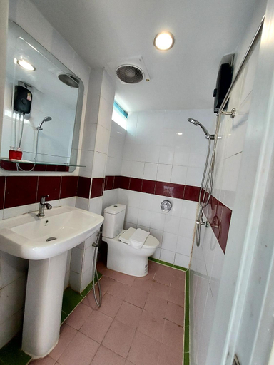 Bathroom 2, Rustic Comfort Zone, Pattaya