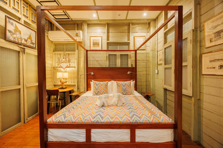 Bedroom 2, The Anonymous House, Bang Rak