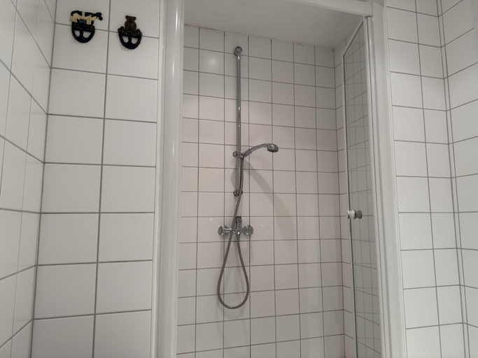 Bathroom 3, Wohnung in Semlow mit Garten und Terrasse, Vorpommern-Rügen
