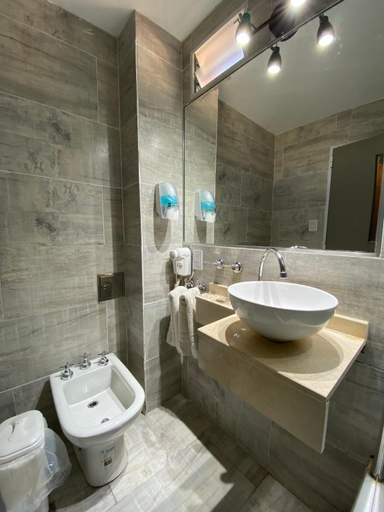 Bathroom 4, Hotel Centro, Capital