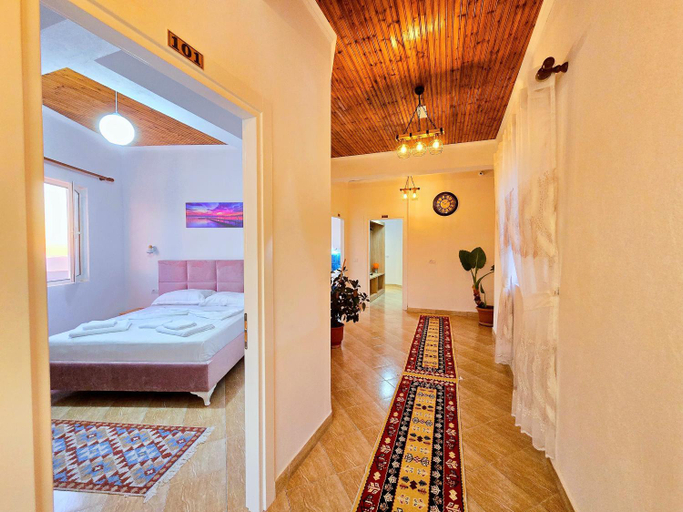 Bedroom, Enma Rooms, Krujës