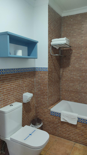 Bathroom 3, Ronda Hotel Polo, Málaga