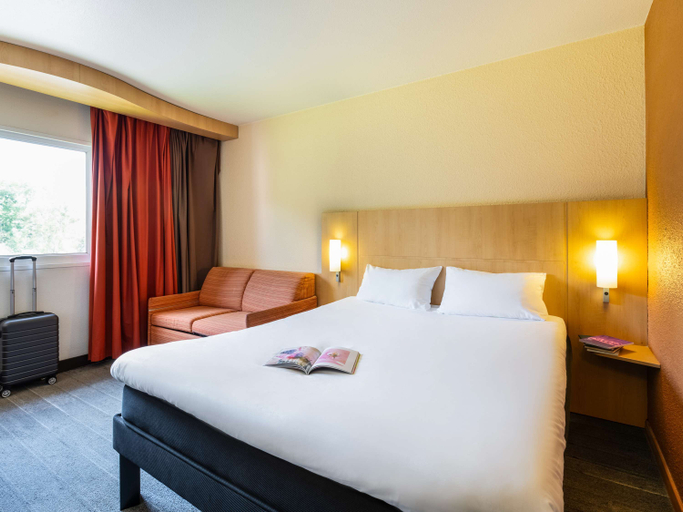 Bedroom 3, ibis Metz Woippy, Moselle