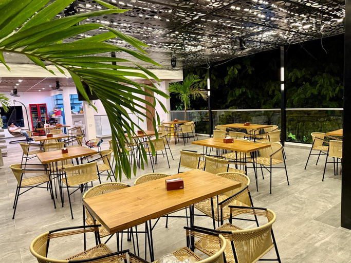 Food & Drinks, HOTEL TORRE DELUXE ¨SANTORINI¨, Puerto Triunfo