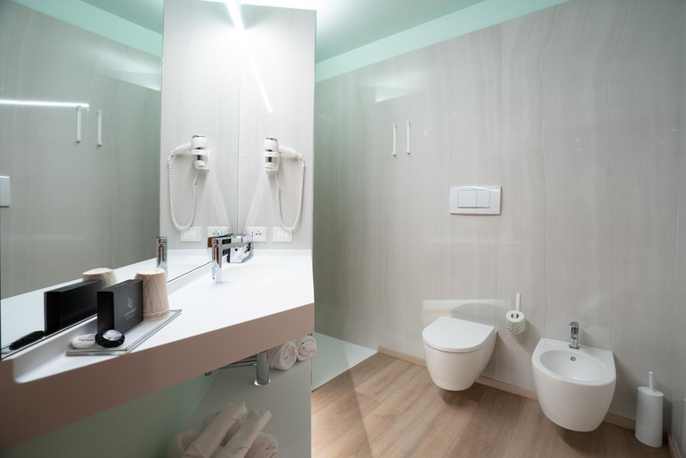 Bathroom 3, La Di Moret, Udine