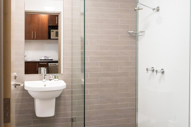 Bathroom 3, The Bexley Motel, Sydney